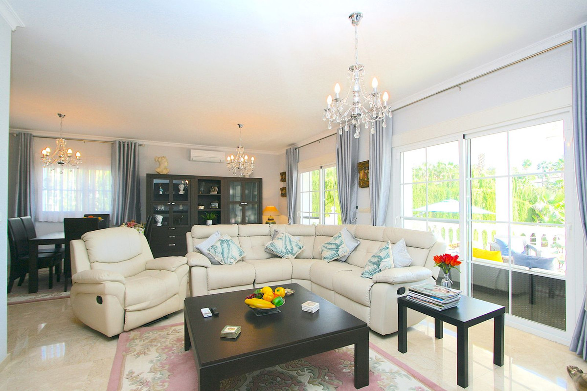5 Bed, 4 Bath, HouseFor Sale, Mijas Golf, Malaga