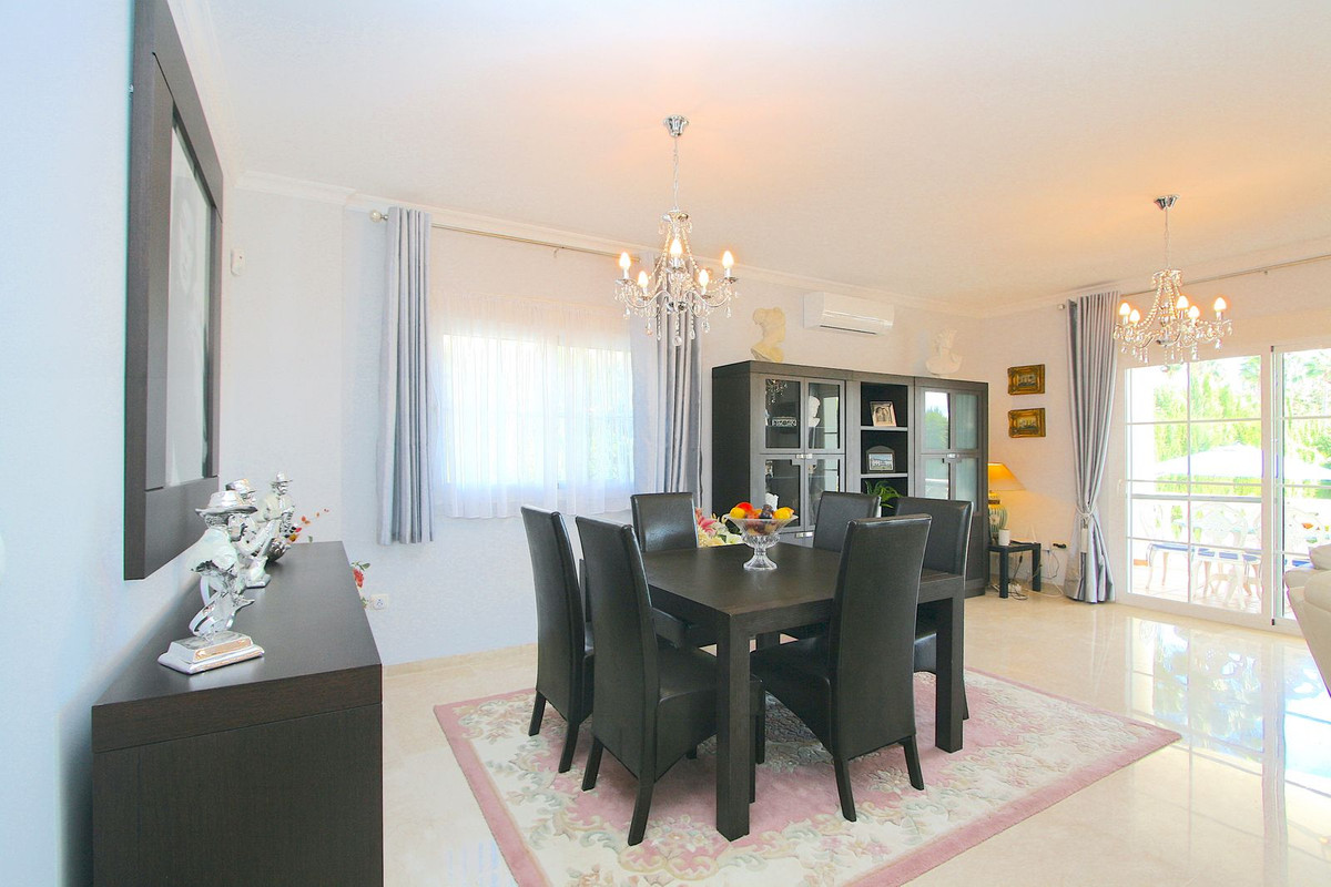 5 Bed, 4 Bath, HouseFor Sale, Mijas Golf, Malaga