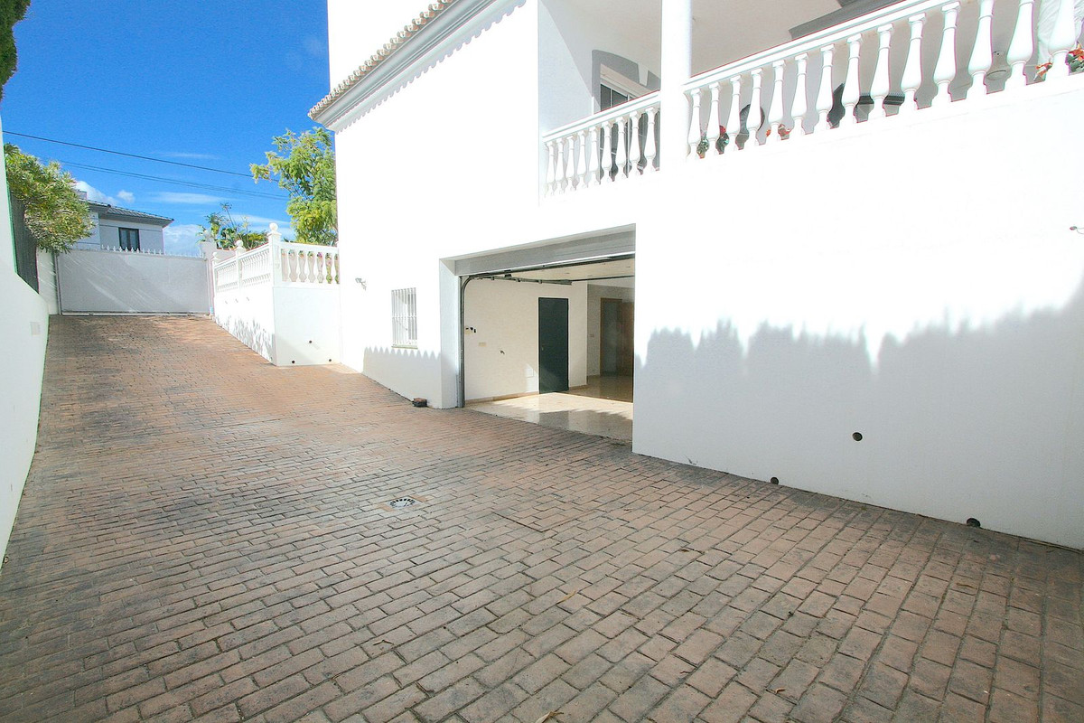 5 Bed, 4 Bath, HouseFor Sale, Mijas Golf, Malaga