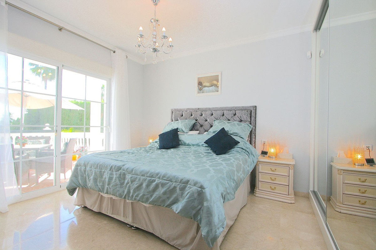 5 Bed, 4 Bath, HouseFor Sale, Mijas Golf, Malaga