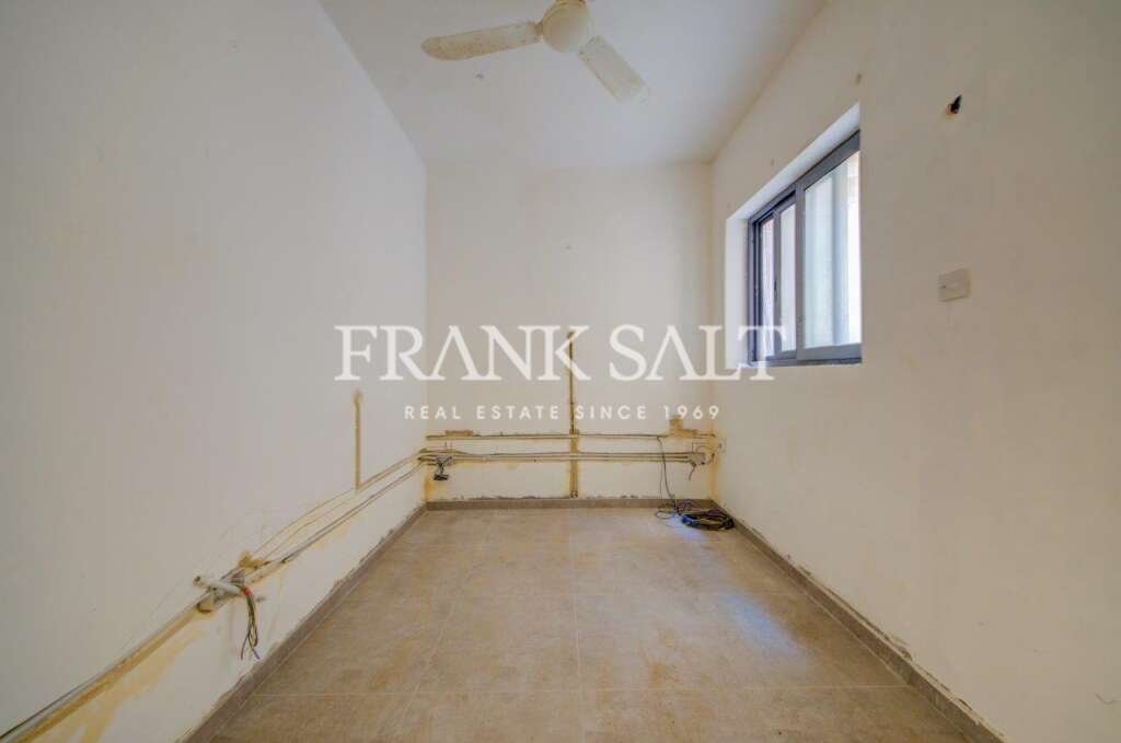 3 Bed, ApartmentFor Sale, Marsalforn, Gozo