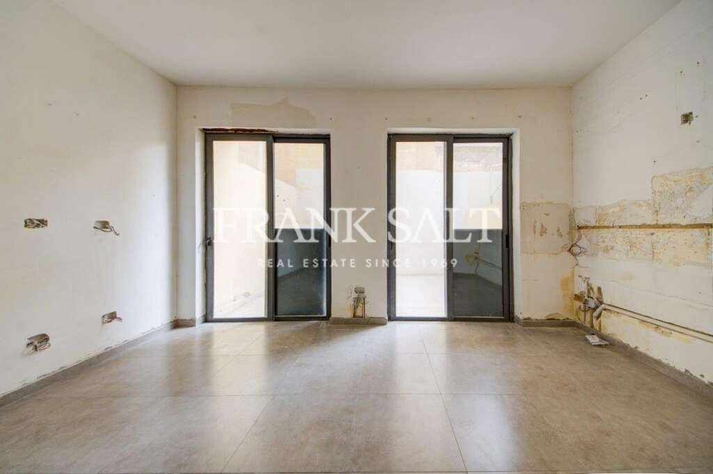 3 Bed, ApartmentFor Sale, Marsalforn, Gozo