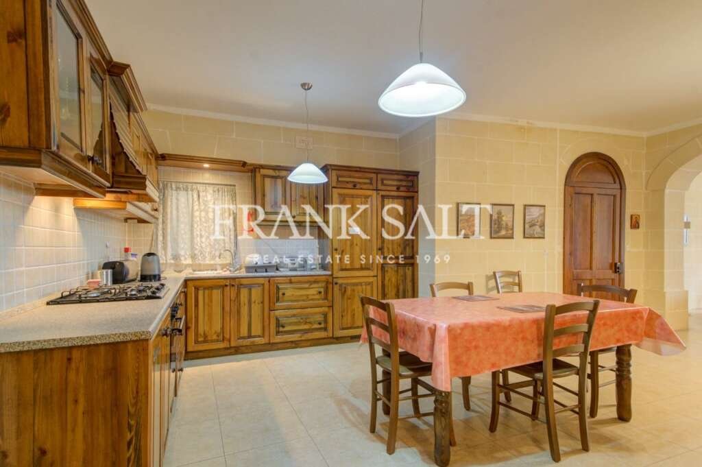 3 Bed, ApartmentFor Sale, Victoria, Gozo