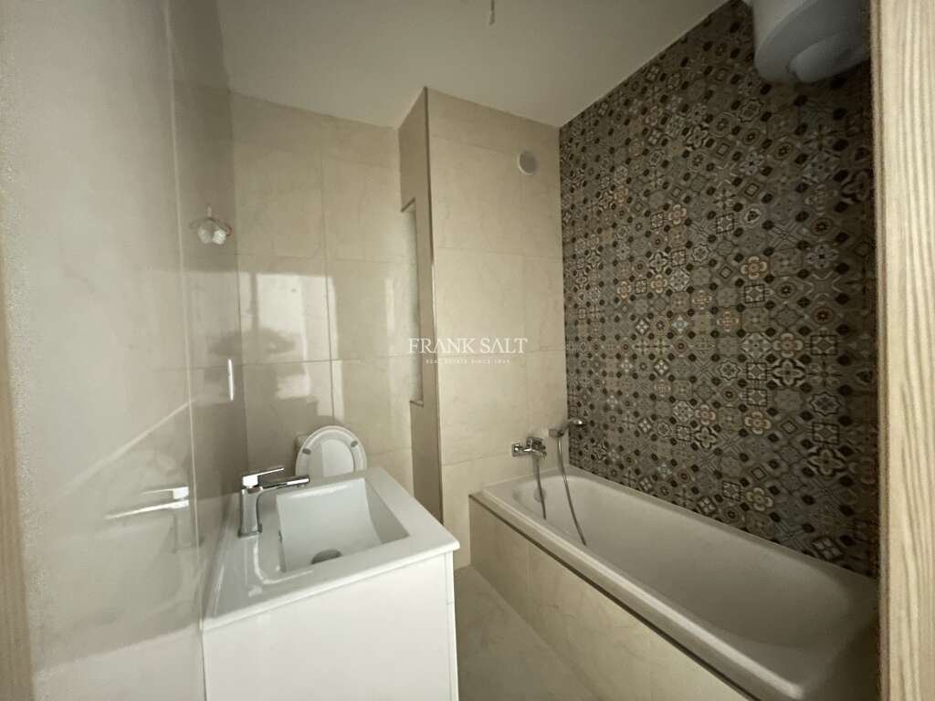 2 Bed, ApartmentFor Sale, Marsascala, Malta