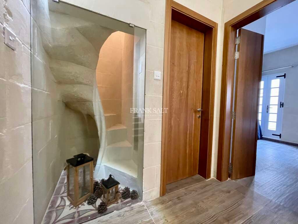 2 Bed, HouseFor Sale, Cospicua, Malta