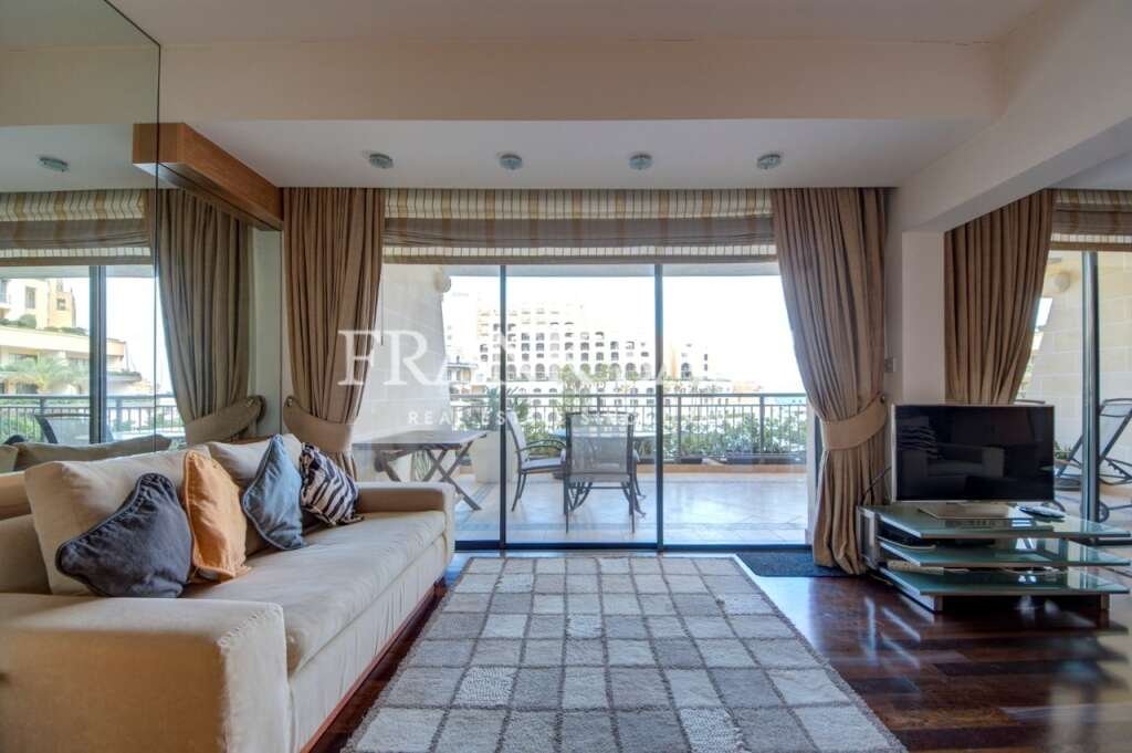 3 Bed, ApartmentFor Sale, Portomaso, Malta