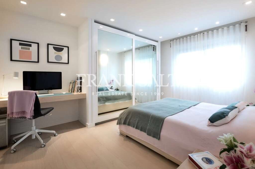 4 Bed, ApartmentFor Sale, Tigne Point, Malta