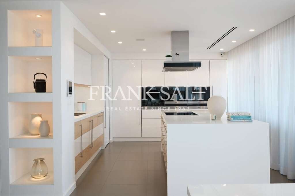 4 Bed, ApartmentFor Sale, Tigne Point, Malta