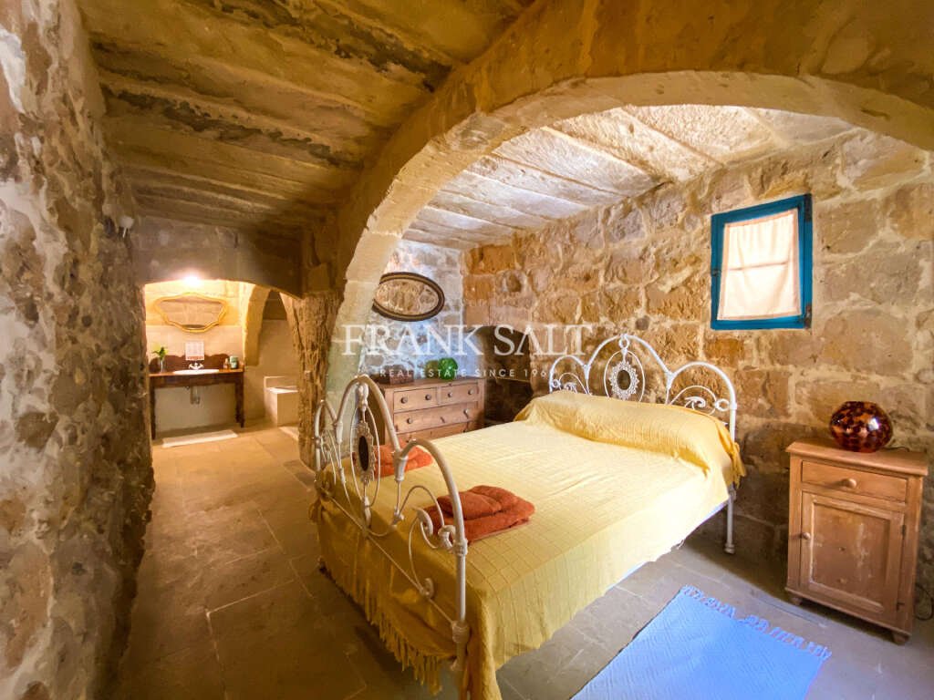 3 Bed, HouseFor Sale, Iz-Zebbug, Gozo