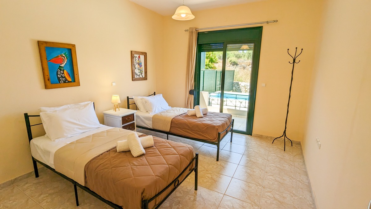 3 Bed, 2 Bath, HouseFor Sale, Chania, Crete