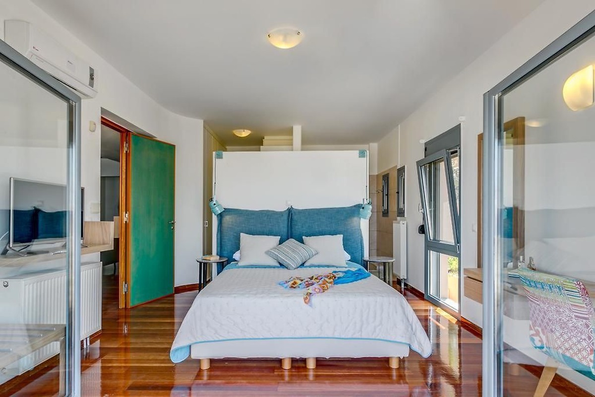 5 Bed, 4 Bath, HouseFor Sale, Chania, Crete 5 Bed, 4 Bath, HouseFor Sale, Chania, Crete