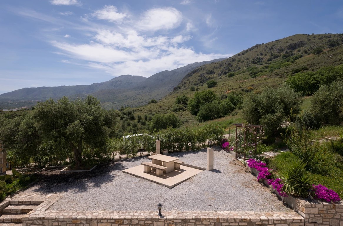 5 Bed, 4 Bath, HouseFor Sale, Chania, Crete