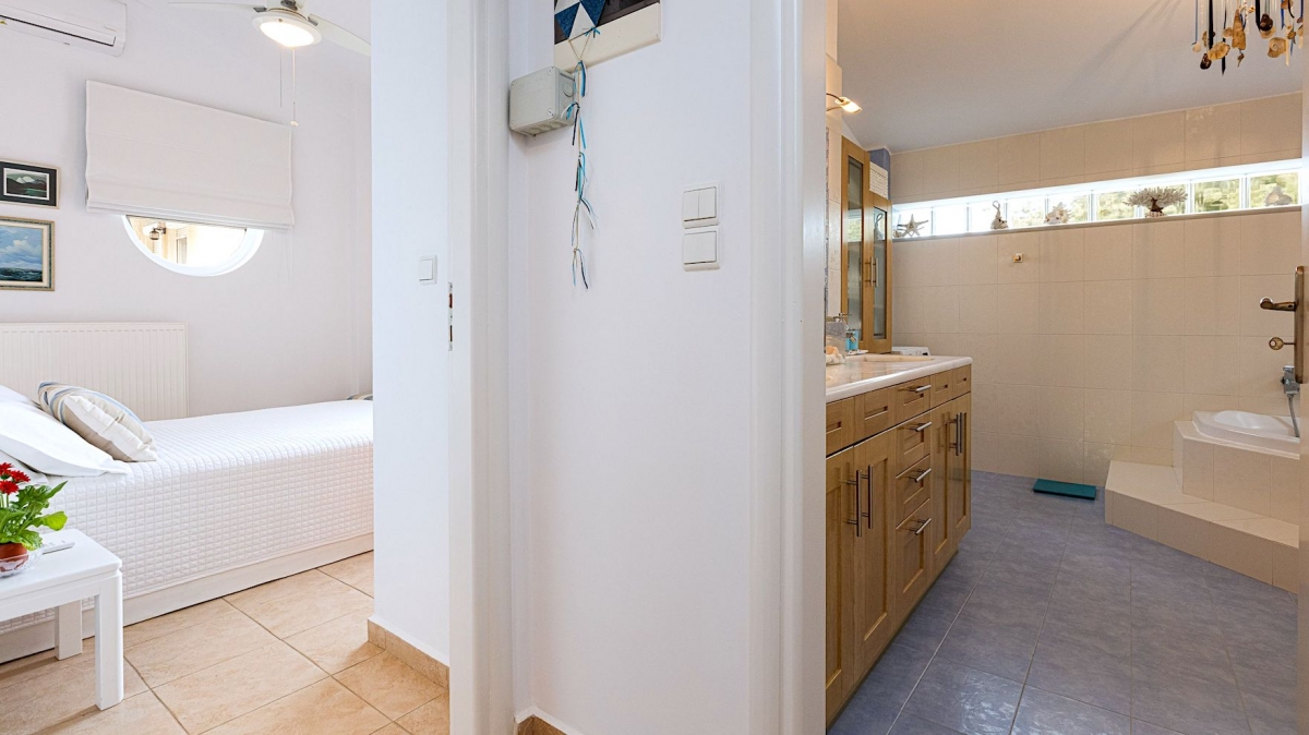 4 Bed, 3 Bath, HouseFor Sale, Rethymno, Crete