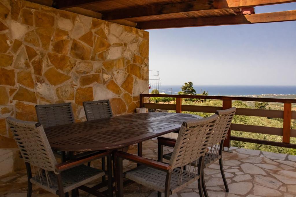 3 Bed, 2 Bath, HouseFor Sale, Chania, Crete