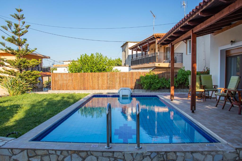 3 Bed, 2 Bath, HouseFor Sale, Chania, Crete