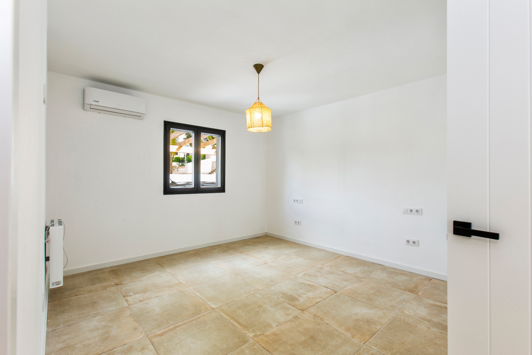 4 Bed, 4 Bath, HouseFor Sale, Benissa, Alicante