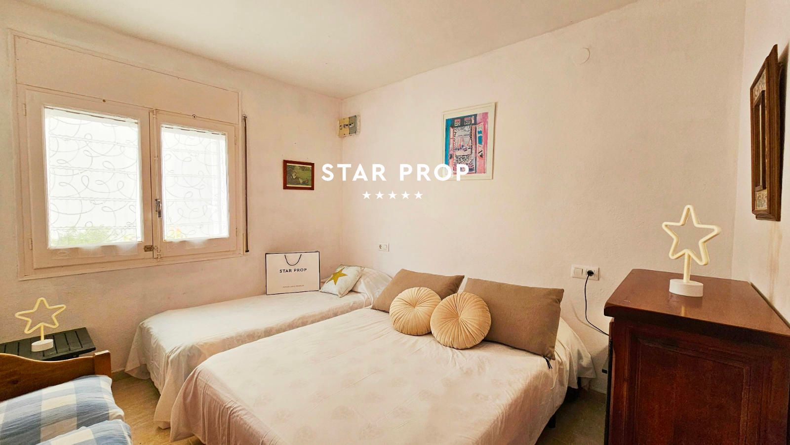 5 Bed, 3 Bath, HouseFor Sale, Llançà, Girona 5 Bed, 3 Bath, HouseFor Sale, Llançà, Girona