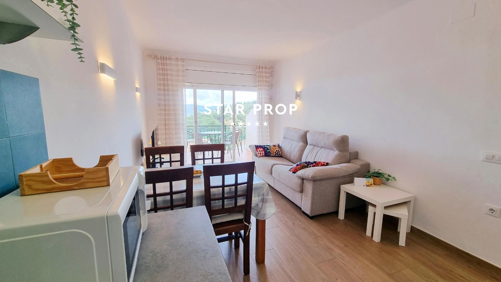 1 Bed, 1 Bath, ApartmentFor Sale, Llançà, Girona