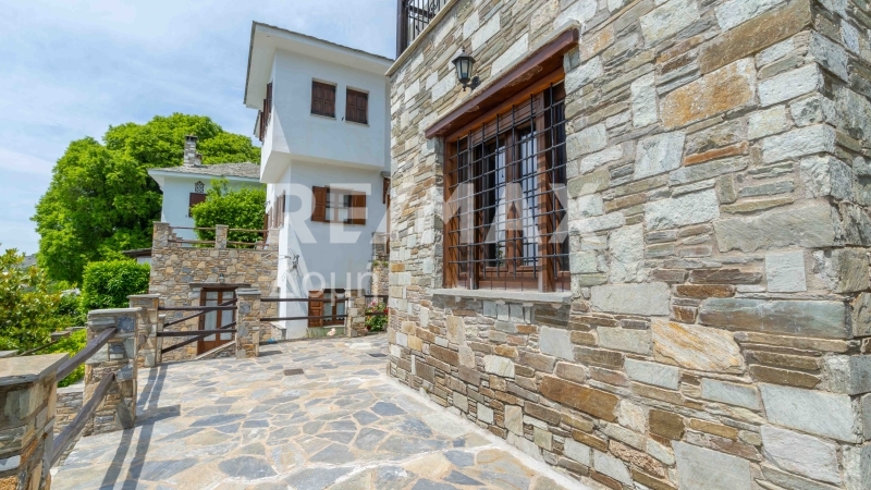 2 Bed, 1 Bath, ApartmentFor Sale, Center, Makrinitsa, Magnesia