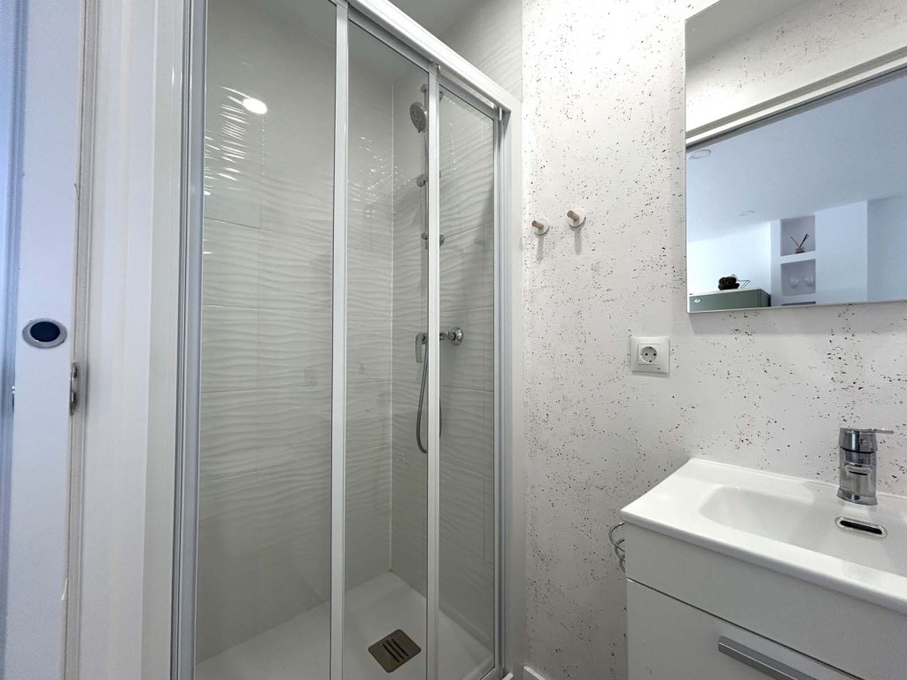 1 Bath, ApartmentFor Sale, Marbella, Malaga