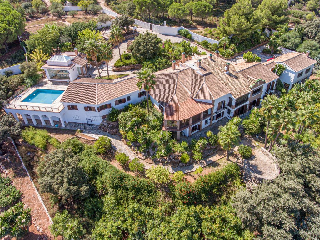 13 Bed, 13 Bath, HouseFor Sale, Alhaurin el Grande, Malaga