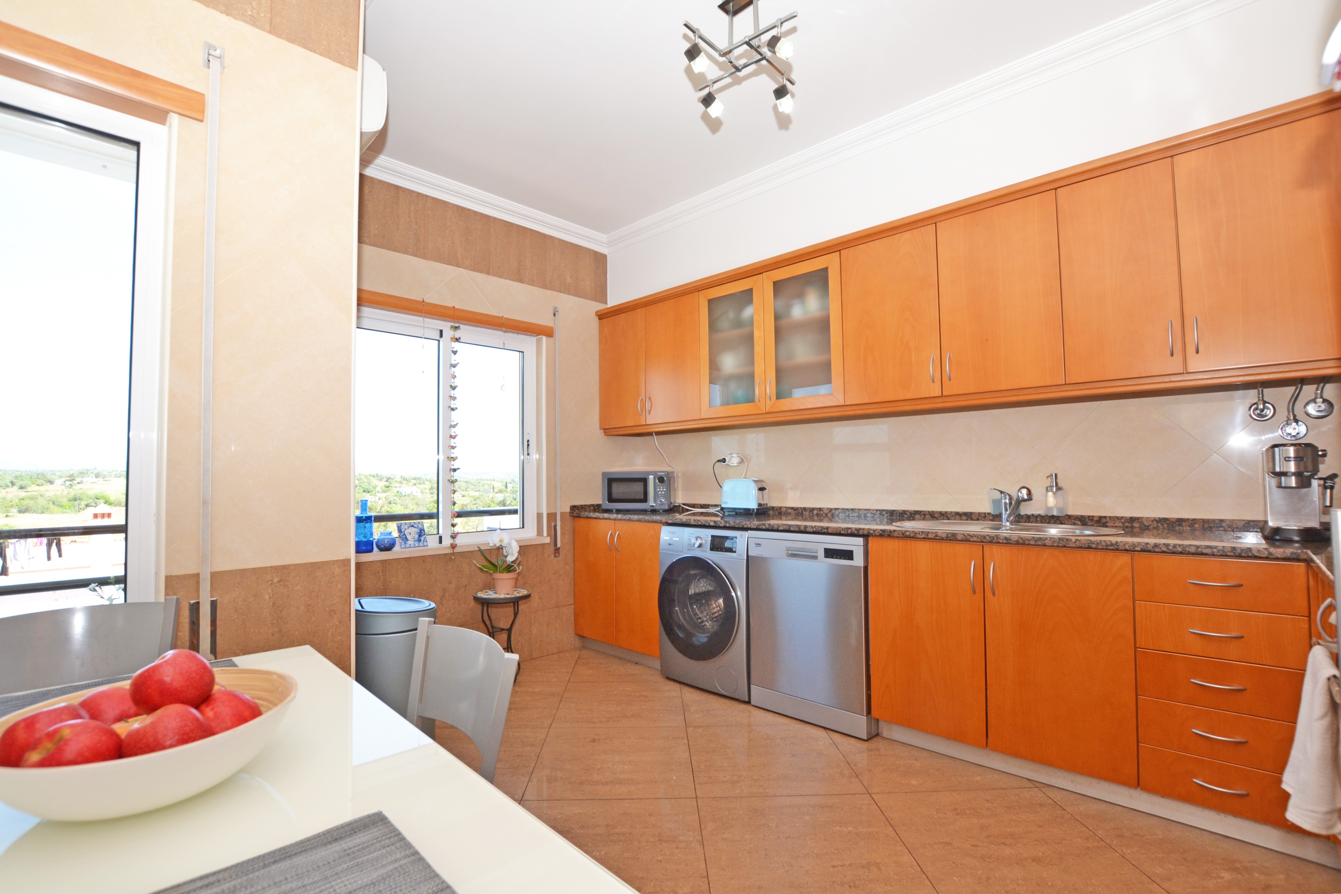 2 Bed, 1 Bath, ApartmentFor Sale, Algarve