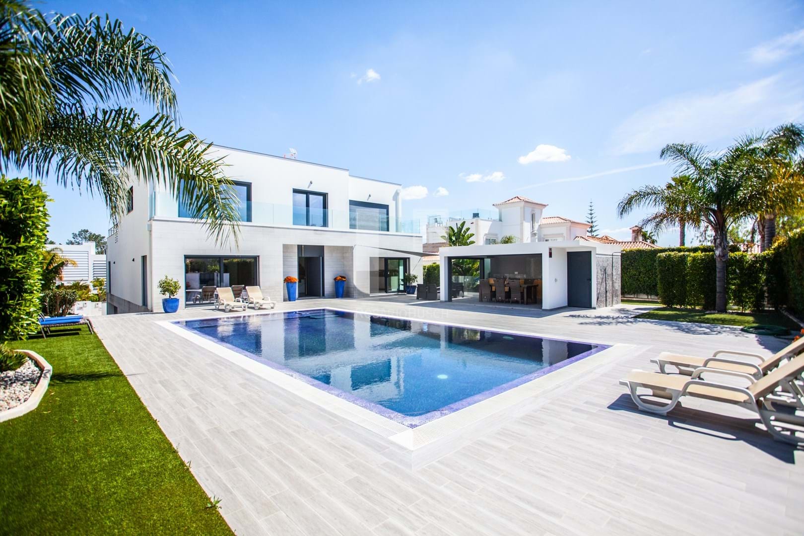 4 Bed, 7 Bath, HouseFor Sale, Loulé, Faro
