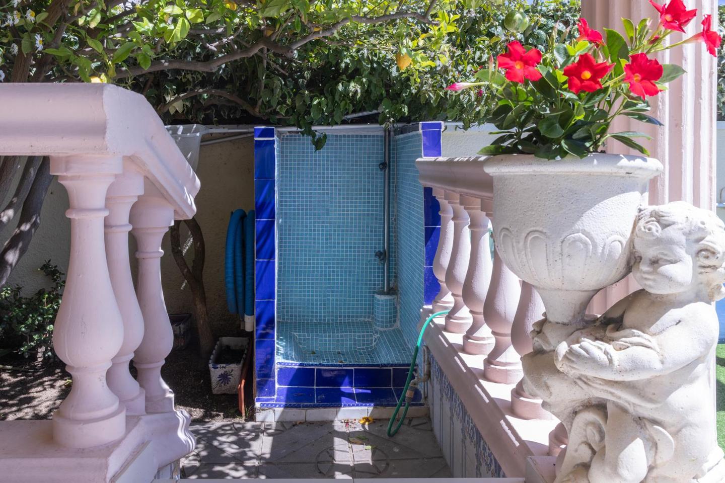 4 Bed, 2 Bath, HouseFor Sale, Empuriabrava, Girona, 17487 4 Bed, 2 Bath, HouseFor Sale, Empuriabrava, Girona, 17487