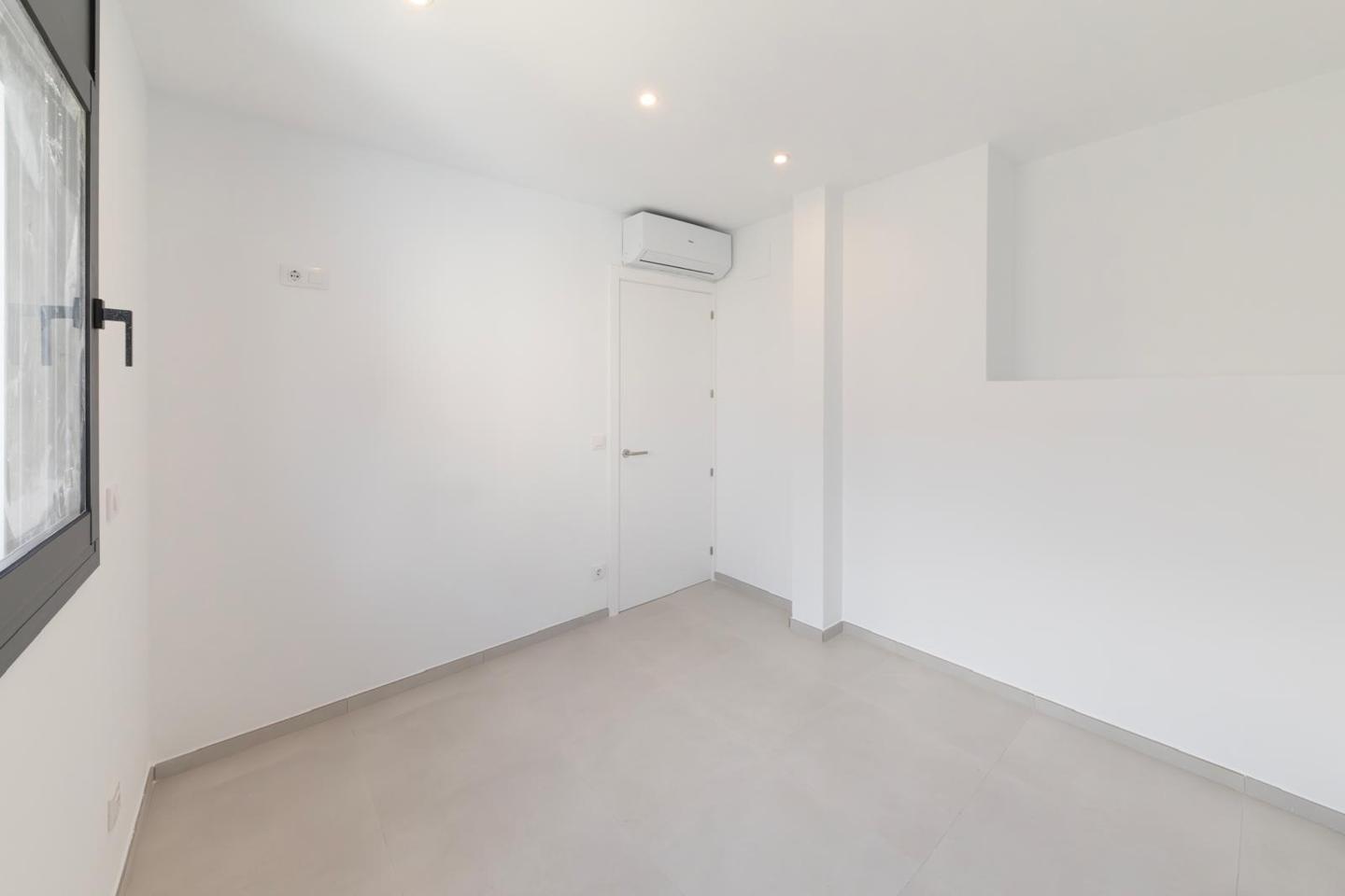 2 Bed, 2 Bath, HouseFor Sale, Empuriabrava, Girona, 17487