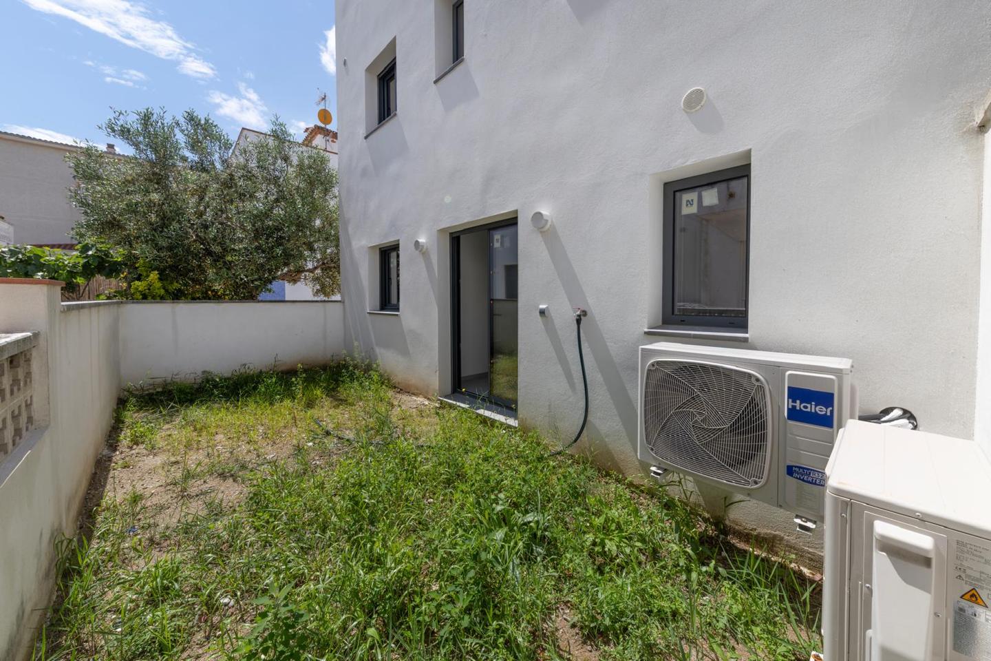 2 Bed, 2 Bath, HouseFor Sale, Empuriabrava, Girona, 17487