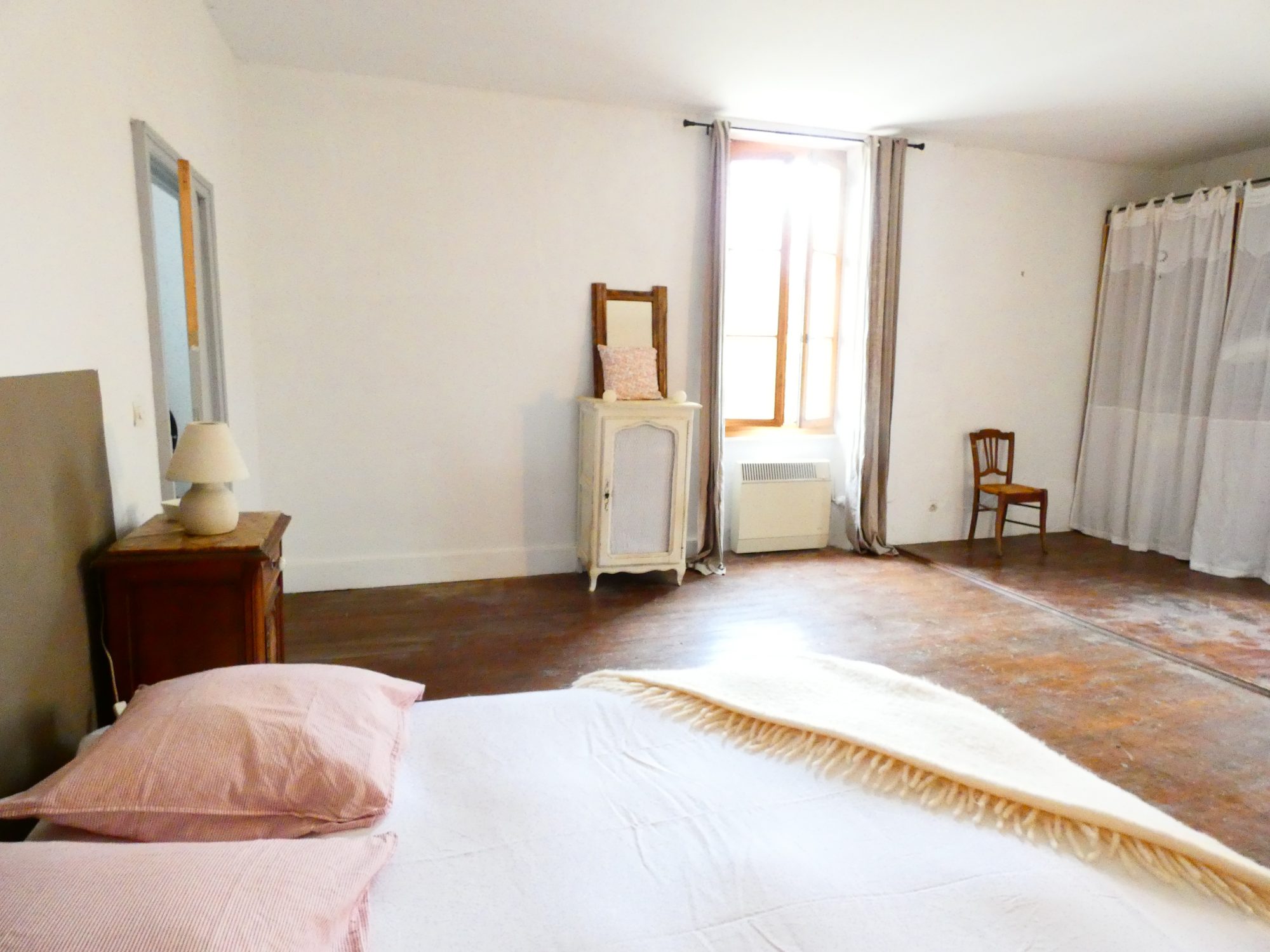 4 Bed, 1 Bath, HouseFor Sale, L'Isle-en-Dodon, Haute-Garonne, Midi-Pyrenees, 31230