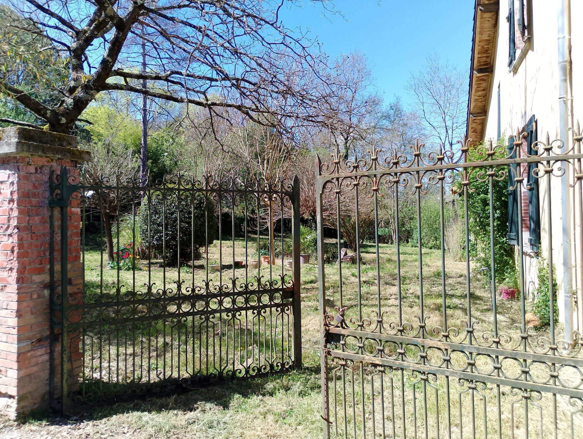 4 Bed, 1 Bath, HouseFor Sale, L'Isle-en-Dodon, Haute-Garonne, Midi-Pyrenees, 31230