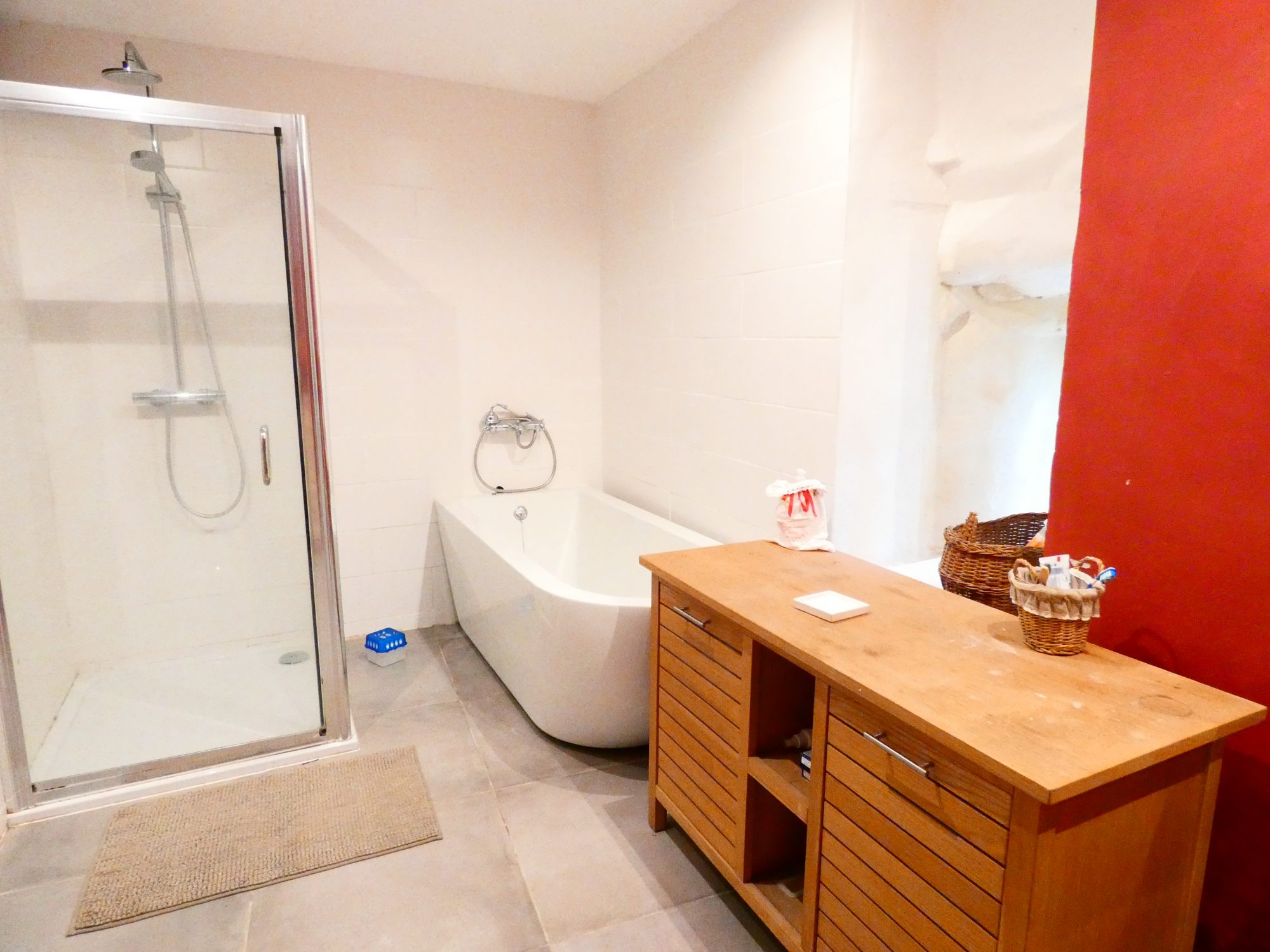 4 Bed, 1 Bath, HouseFor Sale, L'Isle-en-Dodon, Haute-Garonne, Midi-Pyrenees, 31230