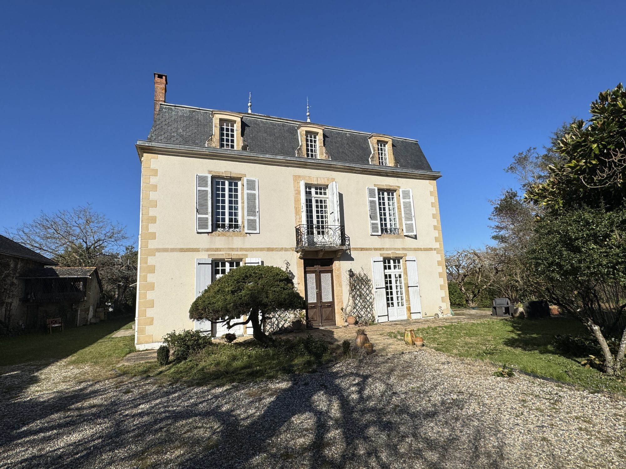 4 Bed, 3 Bath, HouseFor Sale, Rabastens-De-Bigorre, Hautes-Pyrenees, Midi-Pyrenees, 65140