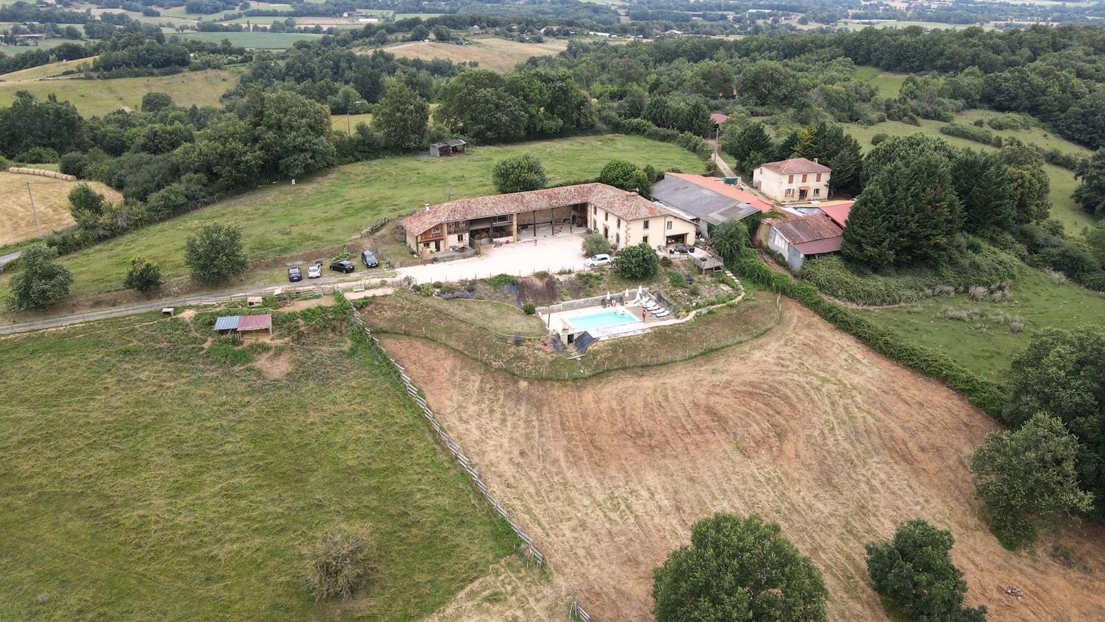 6 Bed, 1 Bath, HouseFor Sale, Boulogne-sur-Gesse, Haute-Garonne, Midi-Pyrenees, 31350