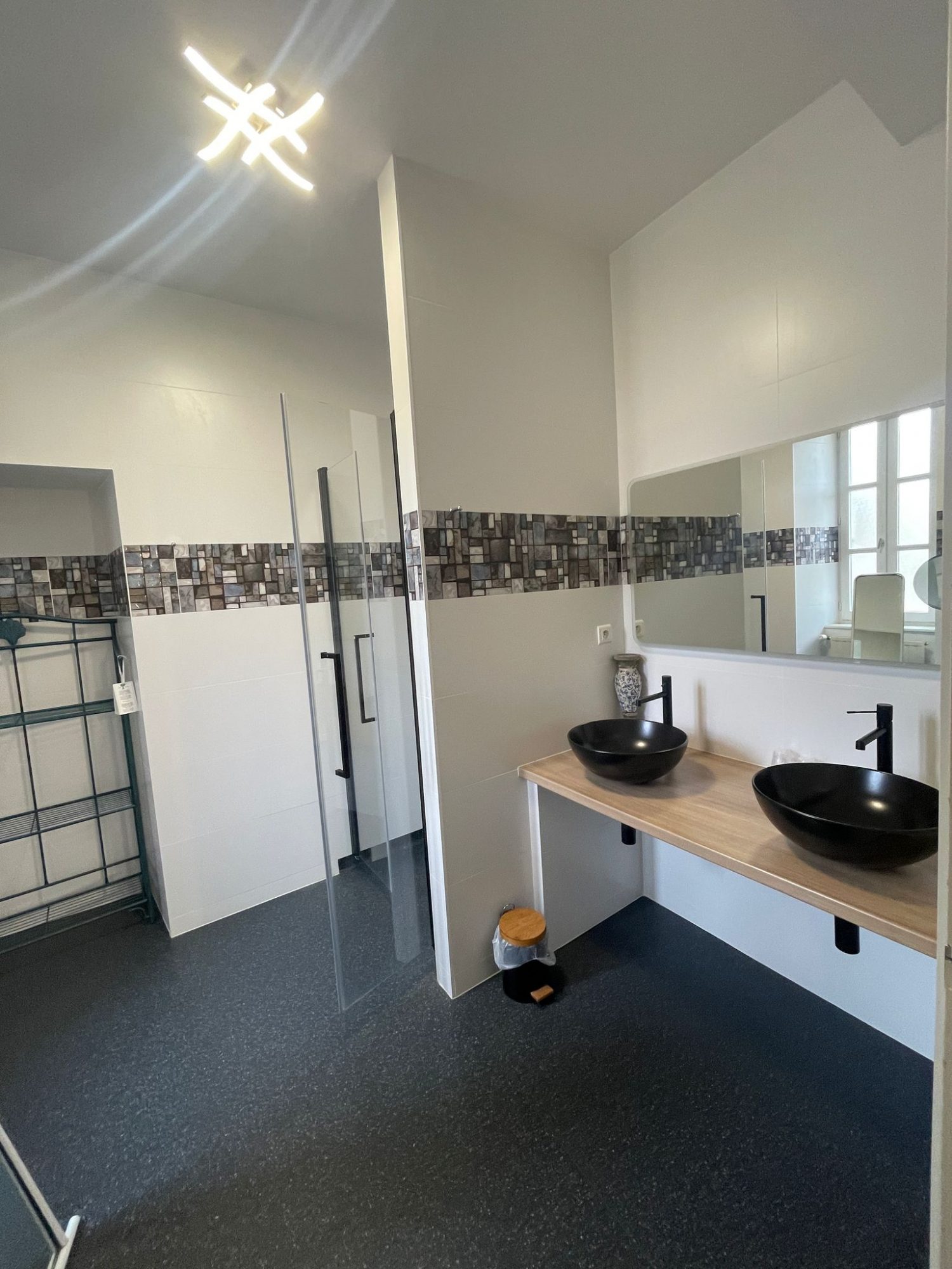 8 Bed, 1 Bath, HouseFor Sale, Auch, Gers, Midi-Pyrenees, 32000