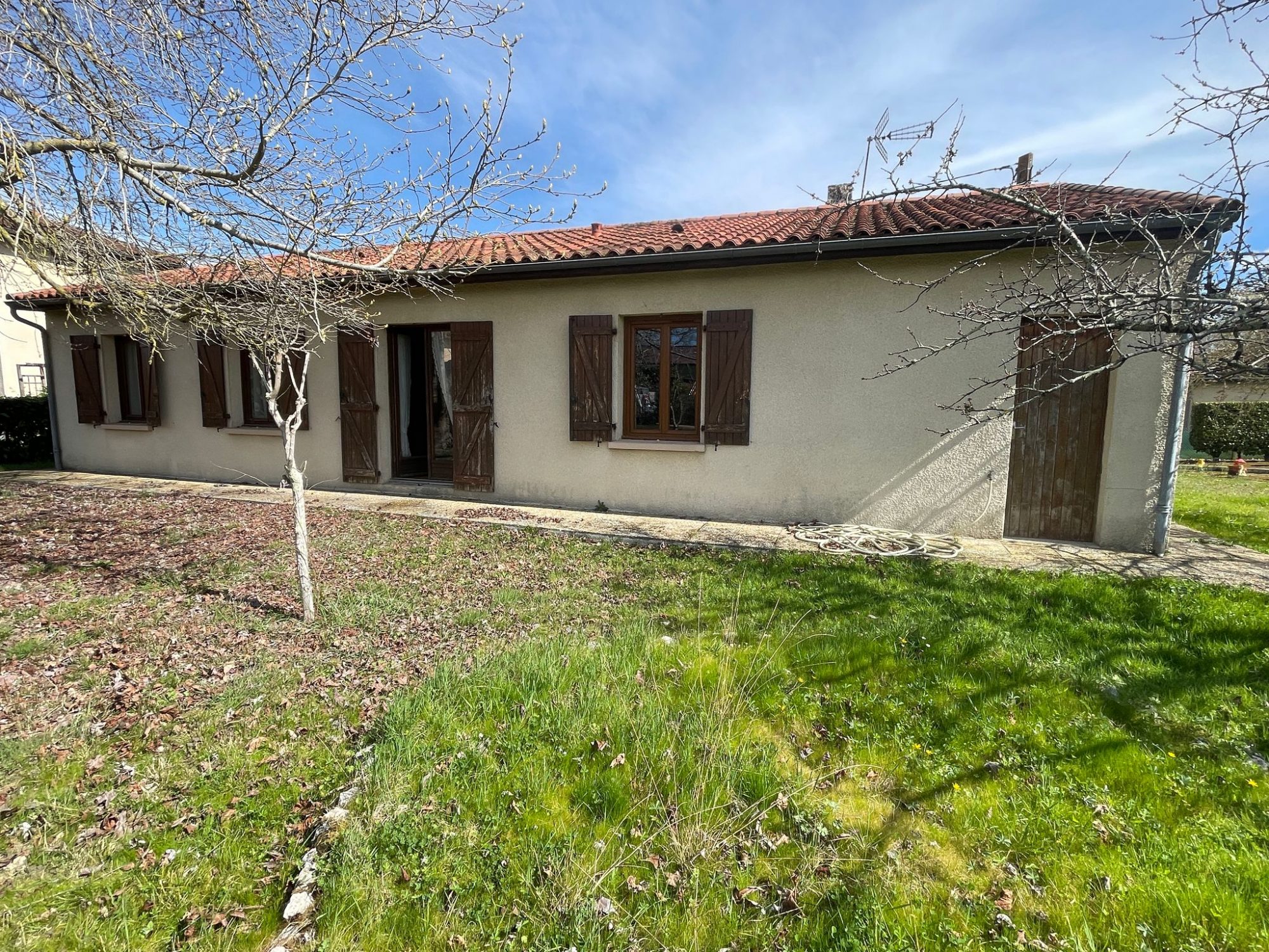 3 Bed, 1 Bath, HouseFor Sale, Masseube, Gers, Midi-Pyrenees, 32140