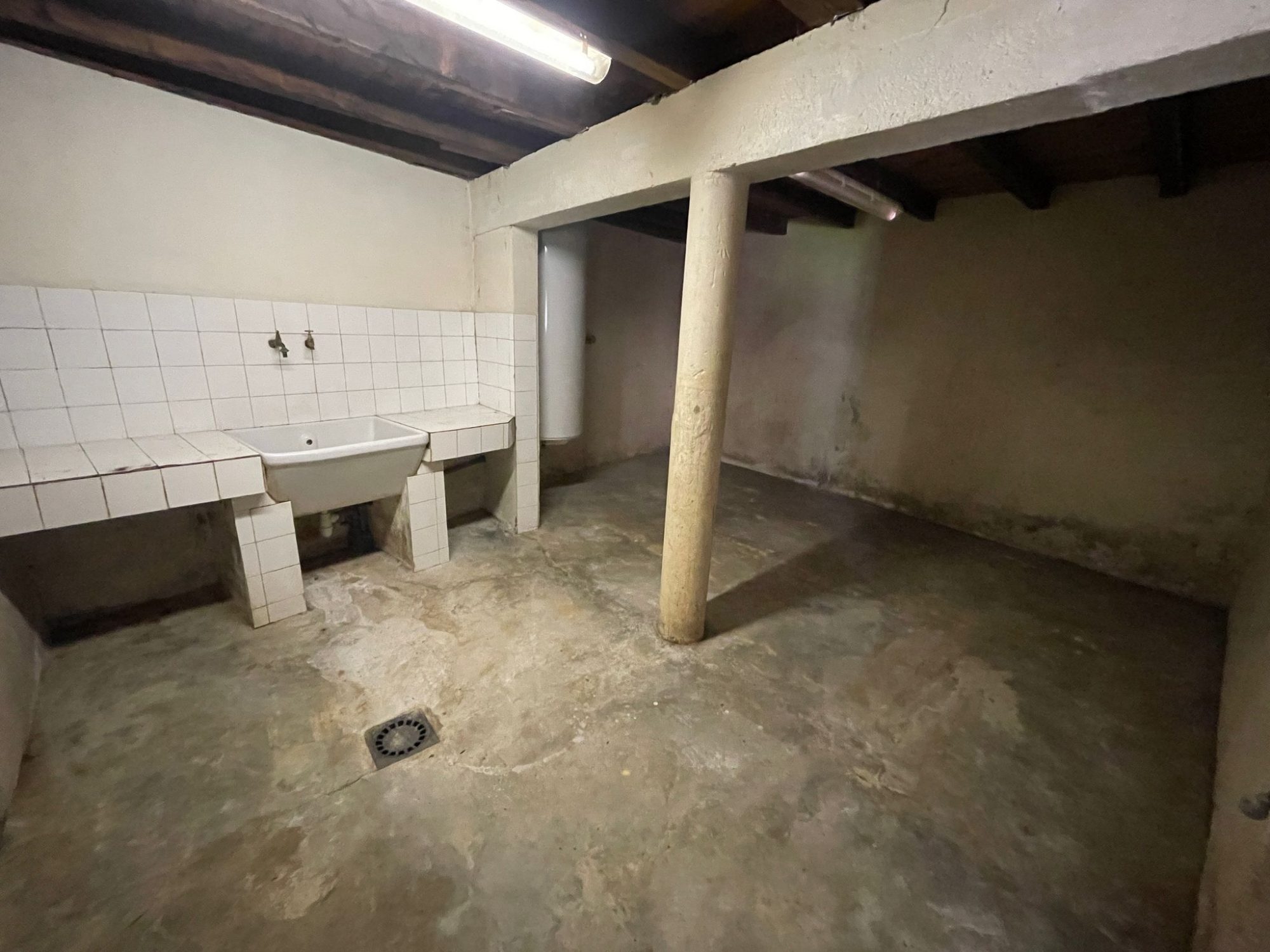 5 Bed, HouseFor Sale, L'isle-De-Noe, Gers, Midi-Pyrenees, 32300