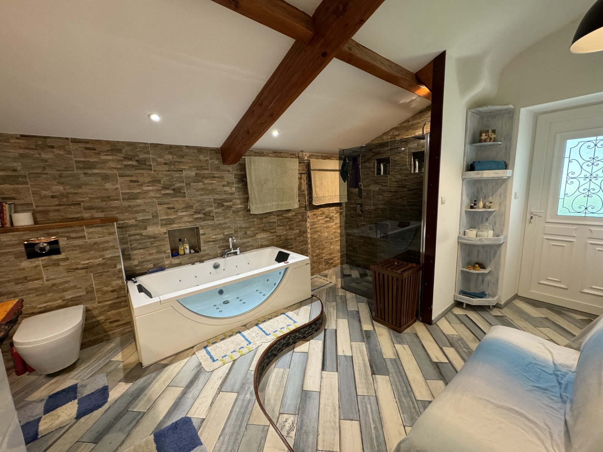 3 Bed, 1 Bath, HouseFor Sale, MIrande, Gers, Midi-Pyrenees, 32300