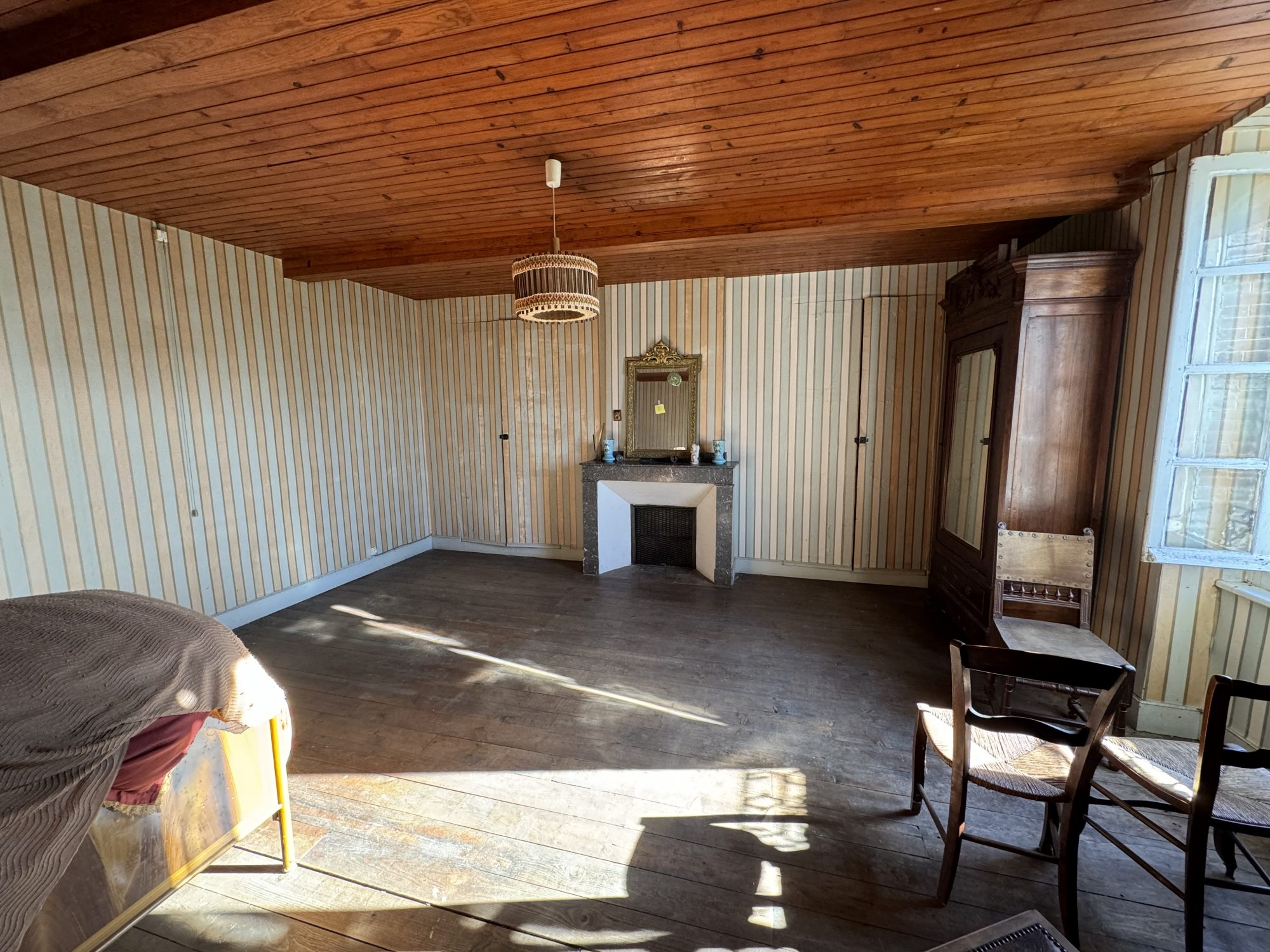 8 Bed, 1 Bath, HouseFor Sale, Boulogne-sur-Gesse, Haute-Garonne, Midi-Pyrenees, 31350