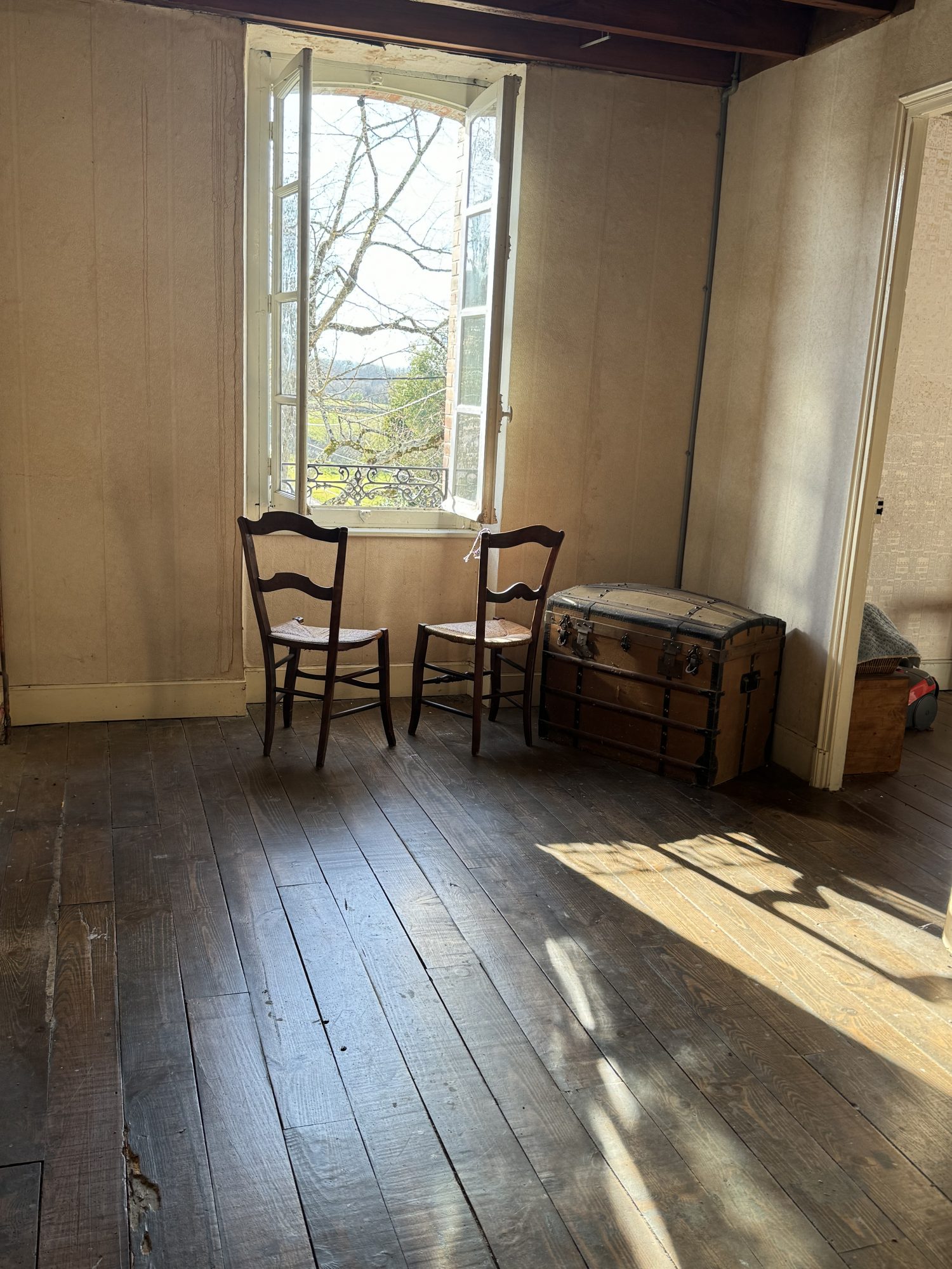 8 Bed, 1 Bath, HouseFor Sale, Boulogne-sur-Gesse, Haute-Garonne, Midi-Pyrenees, 31350