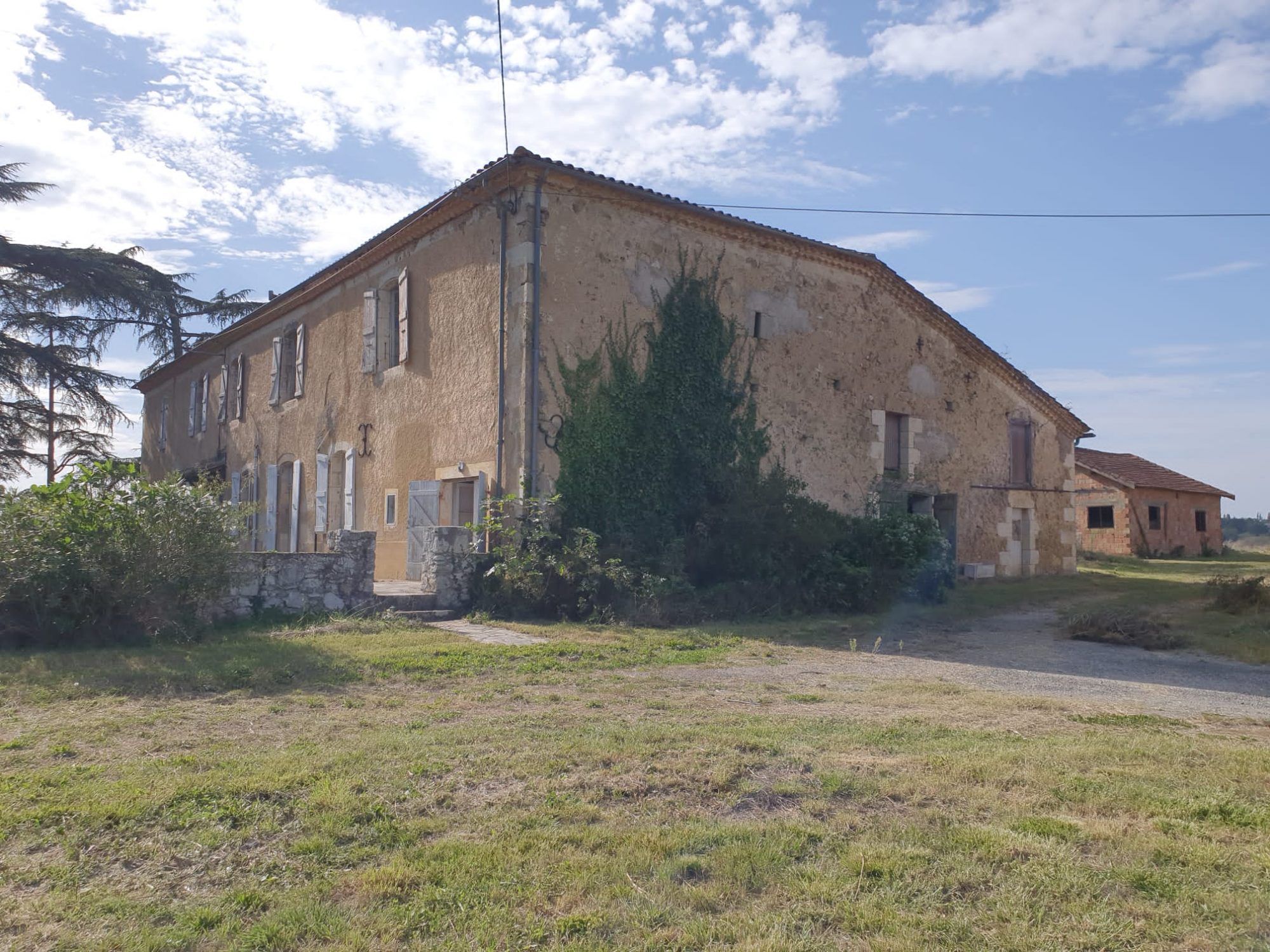 HouseFor Sale, Auch, Gers, Midi-Pyrenees, 32000