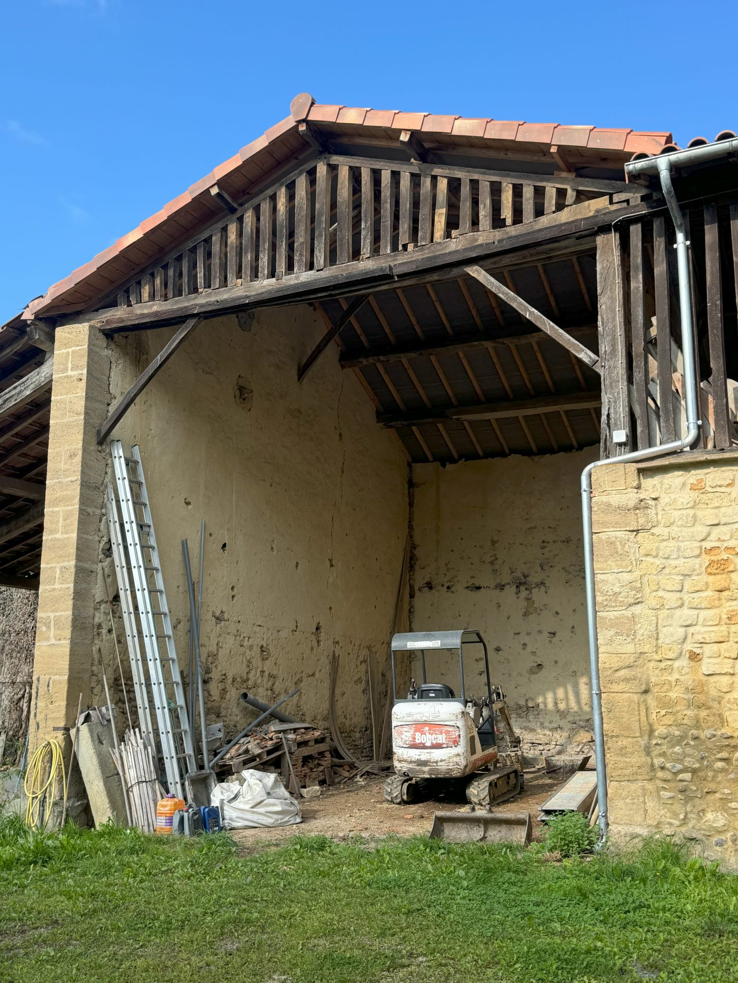 3 Bed, 1 Bath, HouseFor Sale, Castelnau-Magnoac, Hautes-Pyrenees, Midi-Pyrenees, 65230
