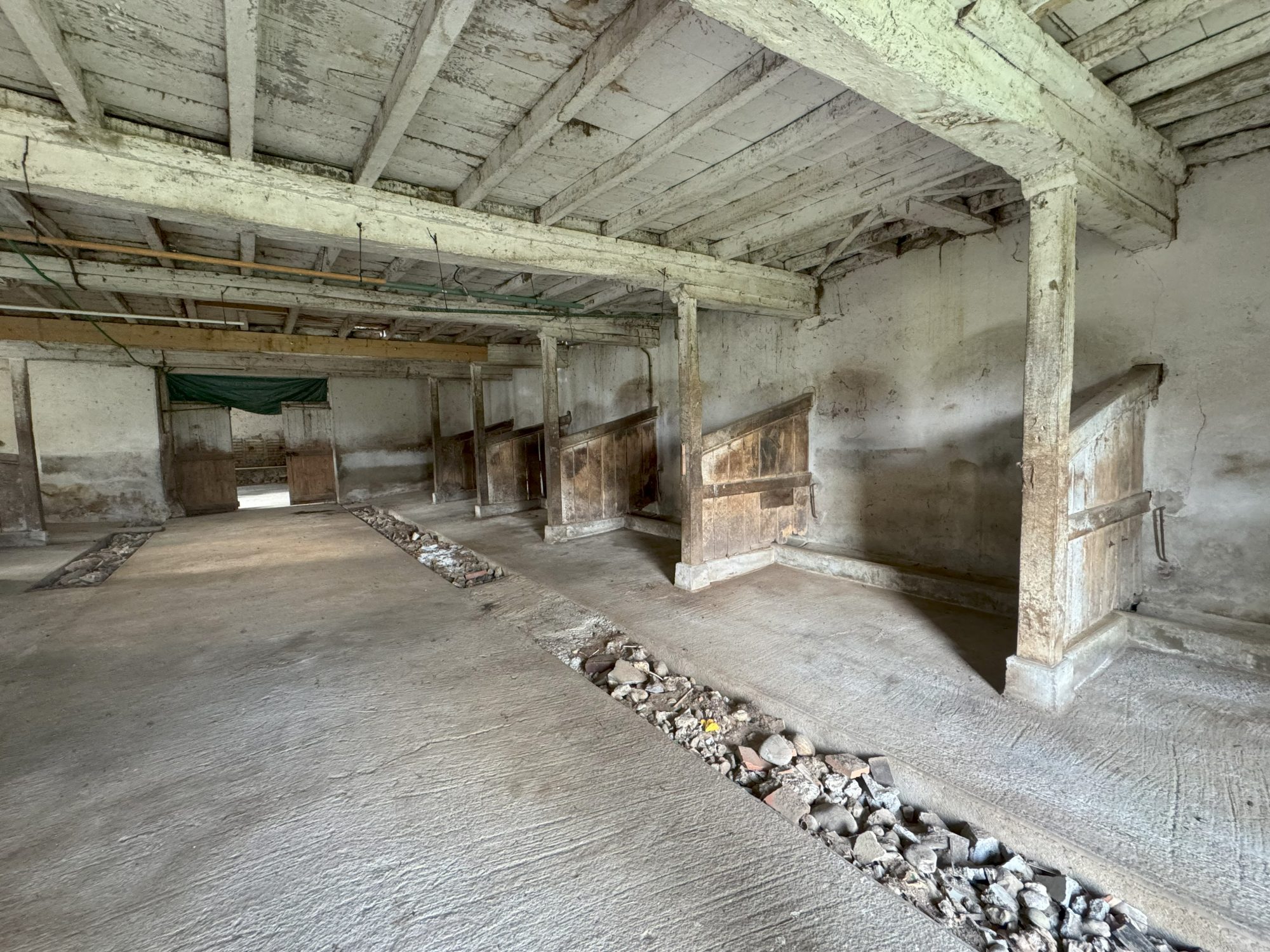 3 Bed, 1 Bath, HouseFor Sale, Castelnau-Magnoac, Hautes-Pyrenees, Midi-Pyrenees, 65230