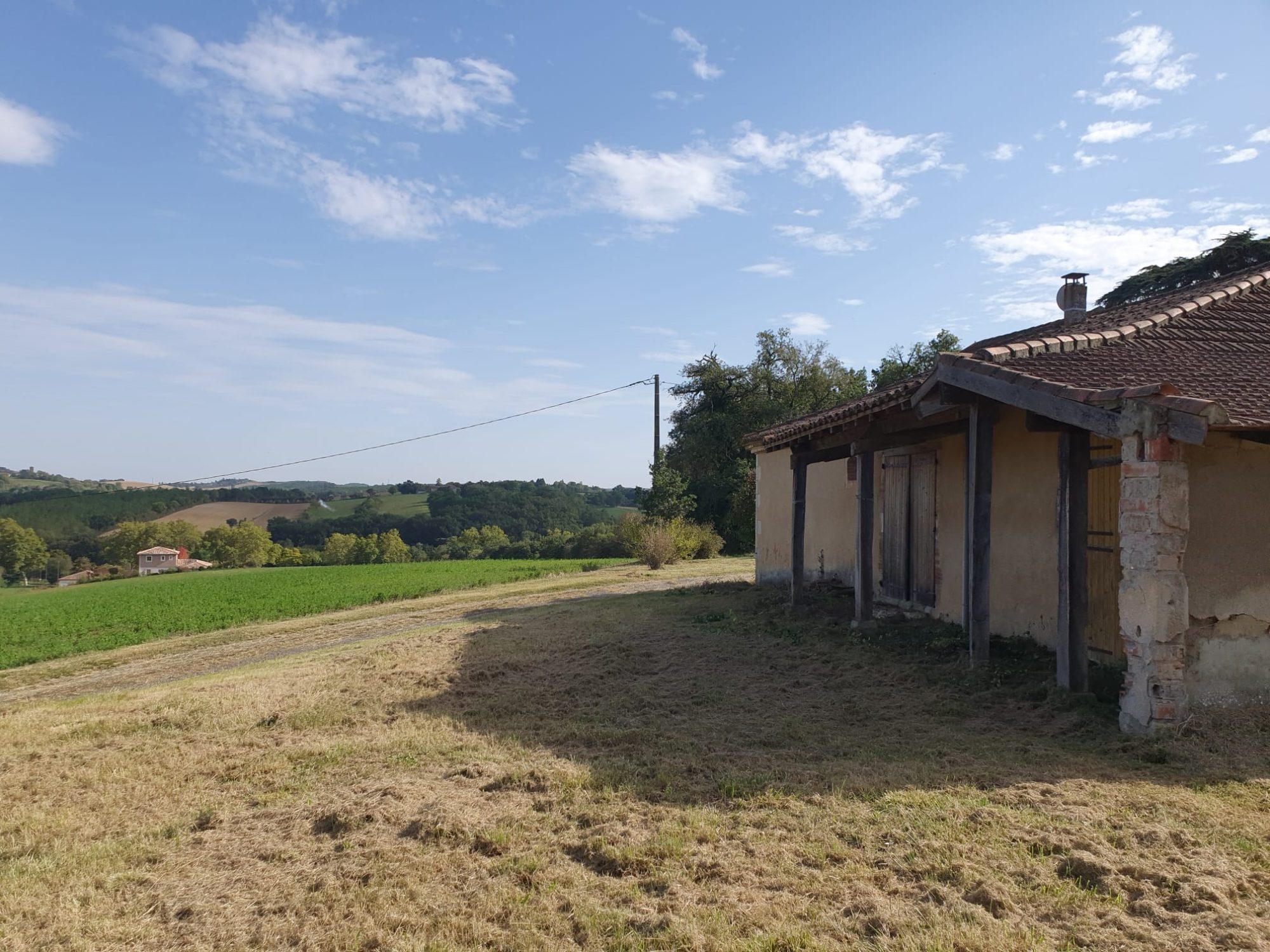 6 Bed, 2 Bath, HouseFor Sale, Auch, Gers, Midi-Pyrenees, 32000