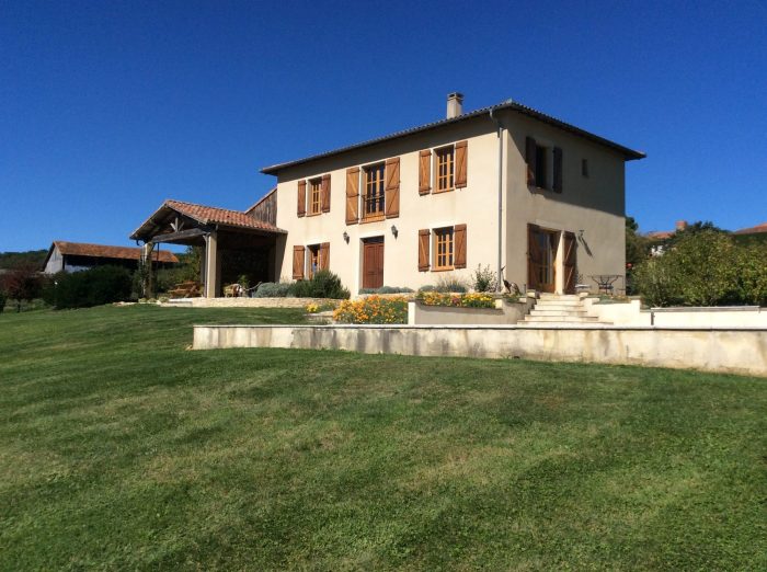 4 Bed, 2 Bath, HouseFor Sale, Masseube, Gers, Midi-Pyrenees, 32140