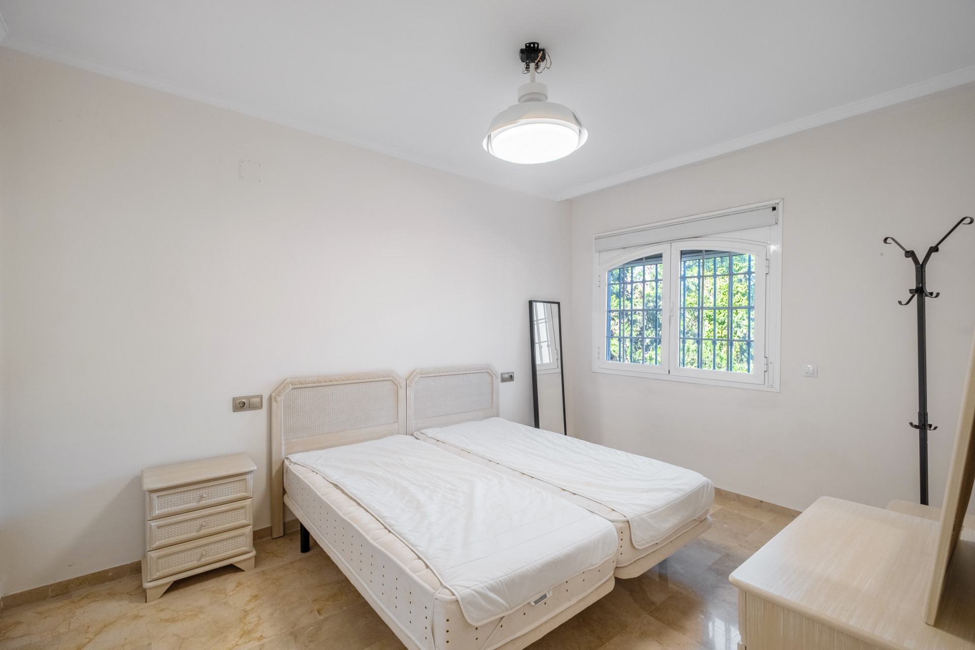 4 Bed, 4 Bath, HouseFor Sale, Marbella, Malaga