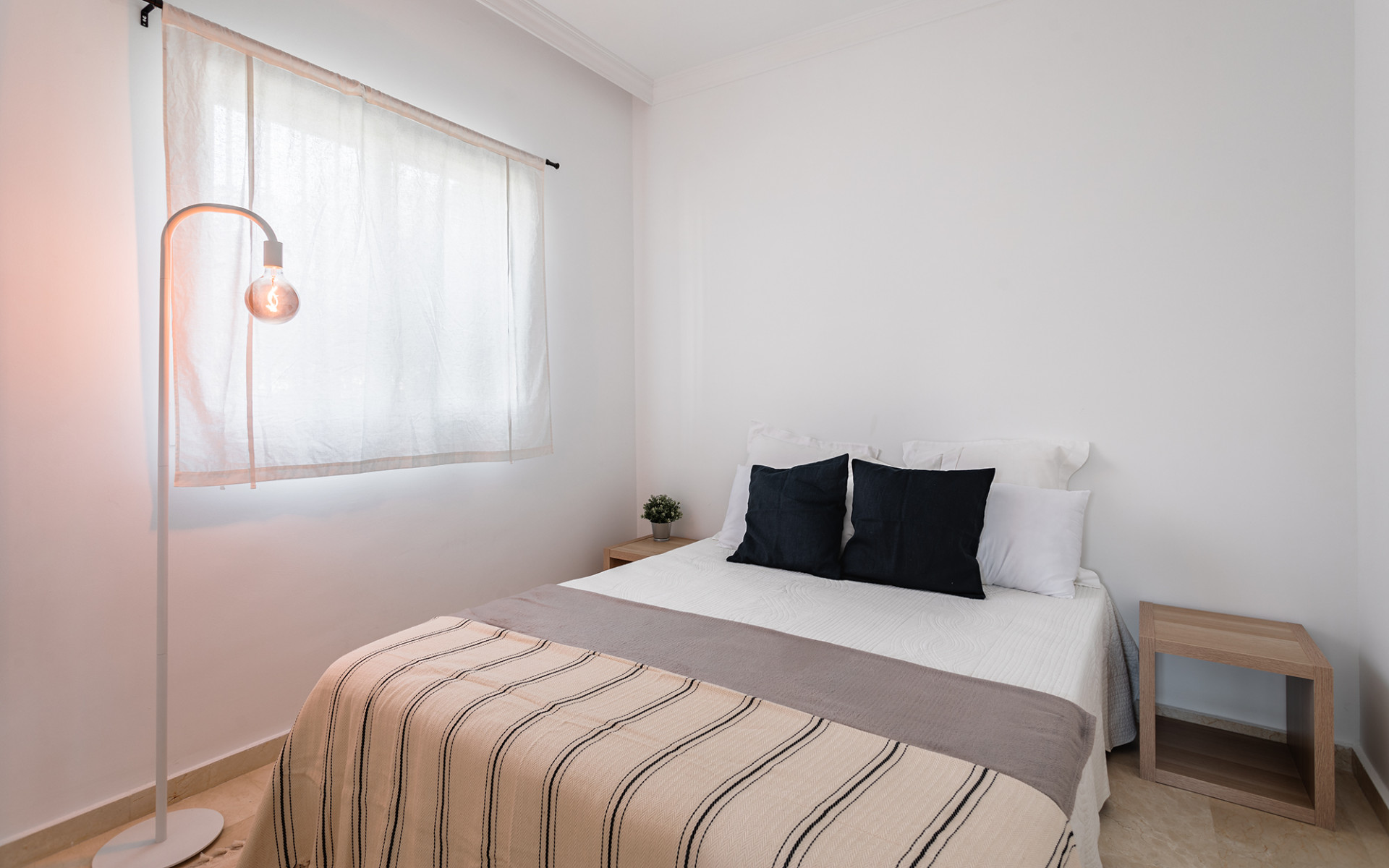 4 Bed, 4 Bath, HouseFor Sale, Benahavis, Malaga