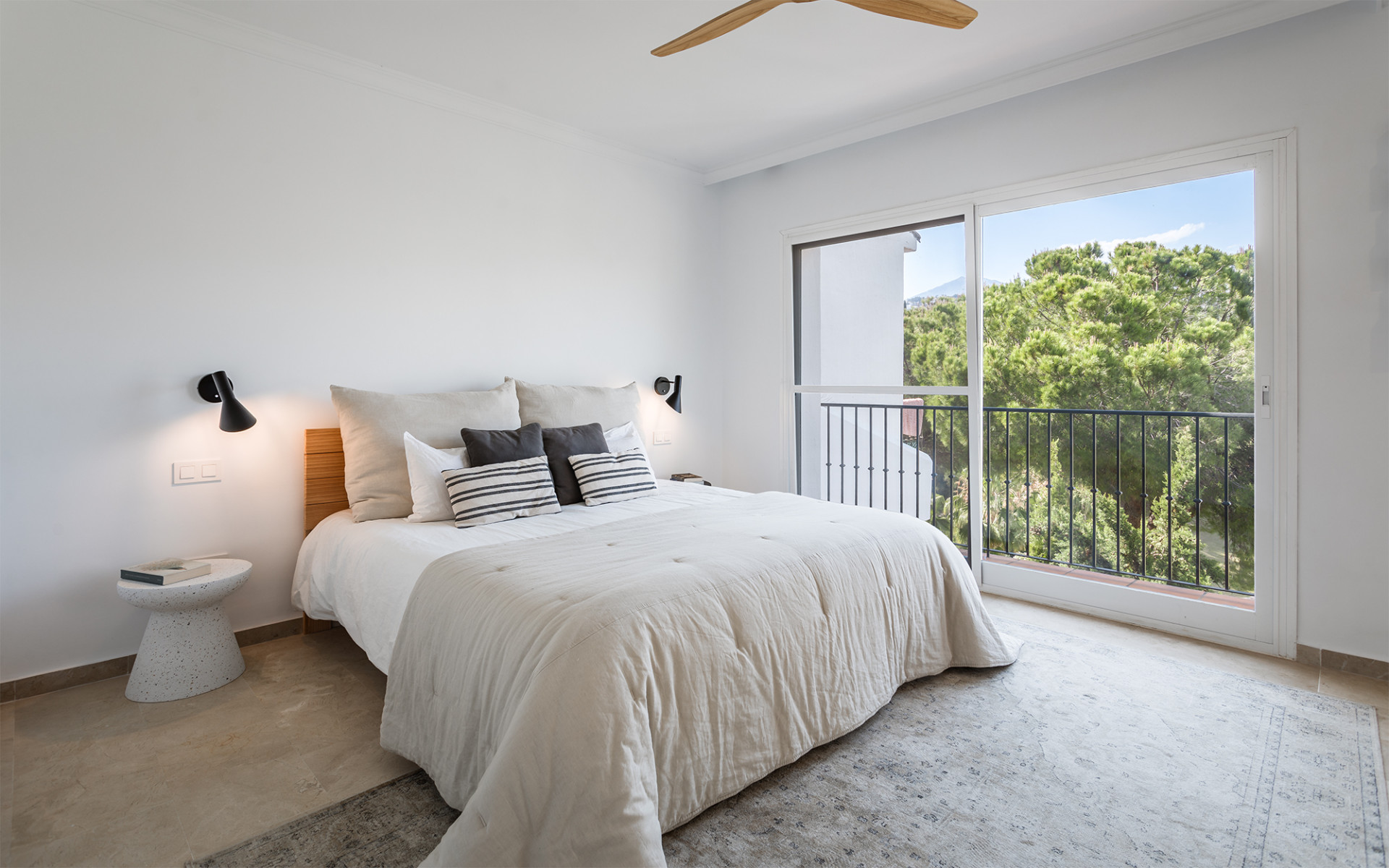 4 Bed, 4 Bath, HouseFor Sale, Benahavis, Malaga