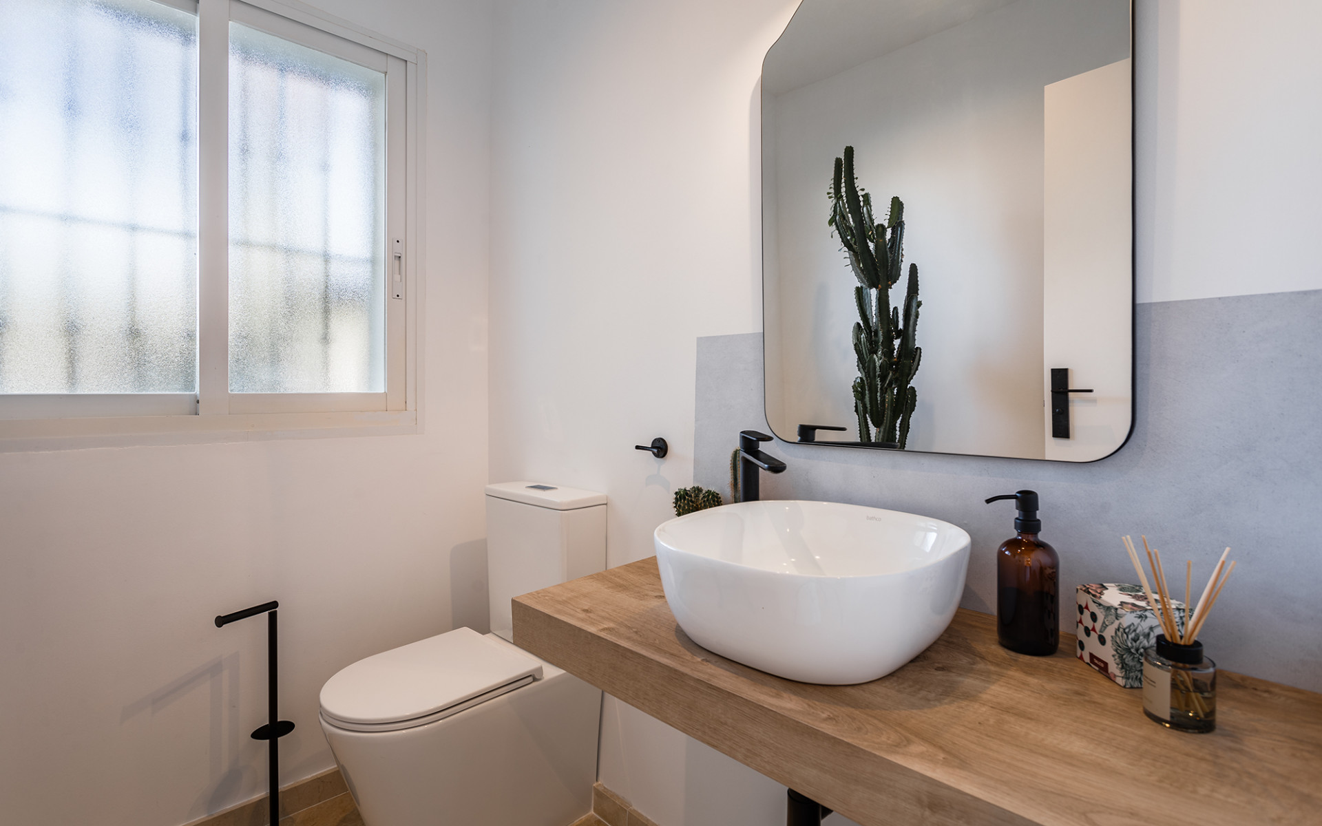 4 Bed, 4 Bath, HouseFor Sale, Benahavis, Malaga